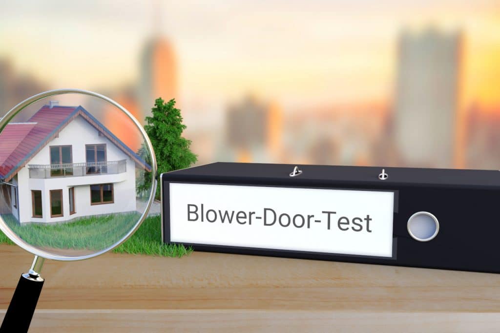 Blower Door Test - Luftdichtheit eines Hauses messen
